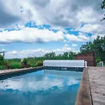 فيلة Agreable Maison Avec Piscine Proche Des Cevennes *